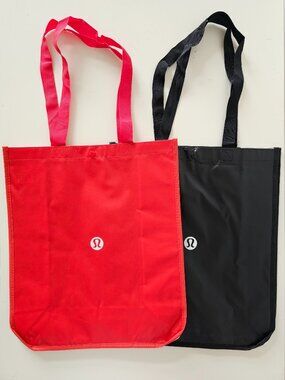New LULULEMON 1 Red & 1 Black LOGO Reusable Shopping Gym Lunch Bag Large